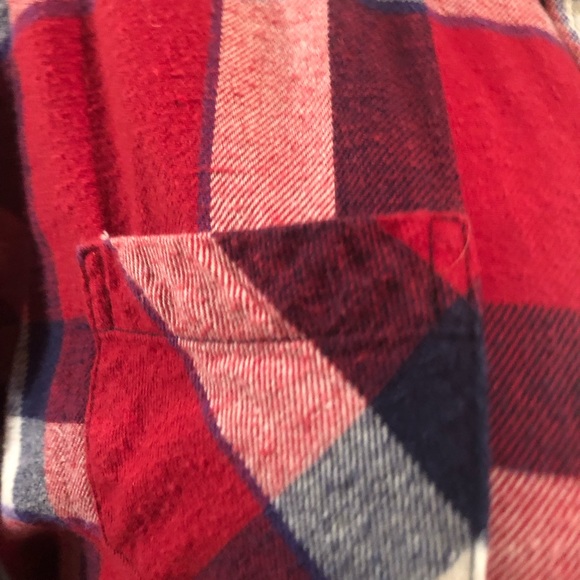 Red button down shirt - Picture 2 of 3